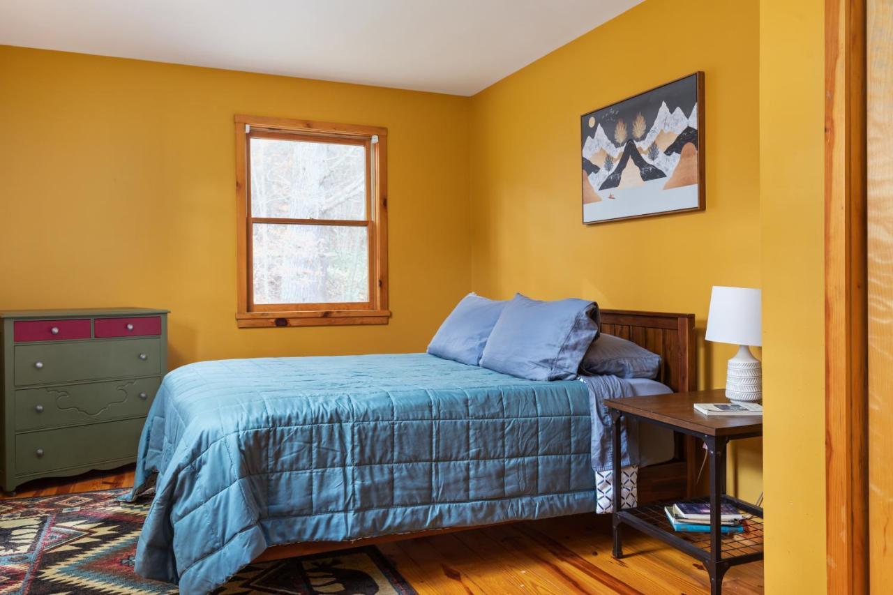 Sleepy Hollow 5br - National Park 7 Min, Hot Tub, Fire Pit, Sleeps 12 Holiday home *