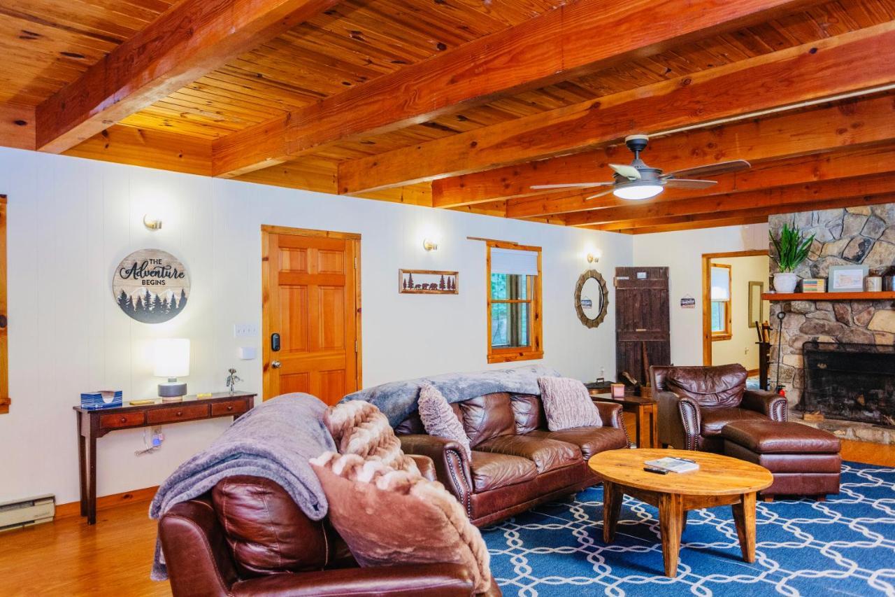Holiday home Sleepy Hollow 5br - National Park 7 Min, Hot Tub, Fire Pit, Sleeps 12 *