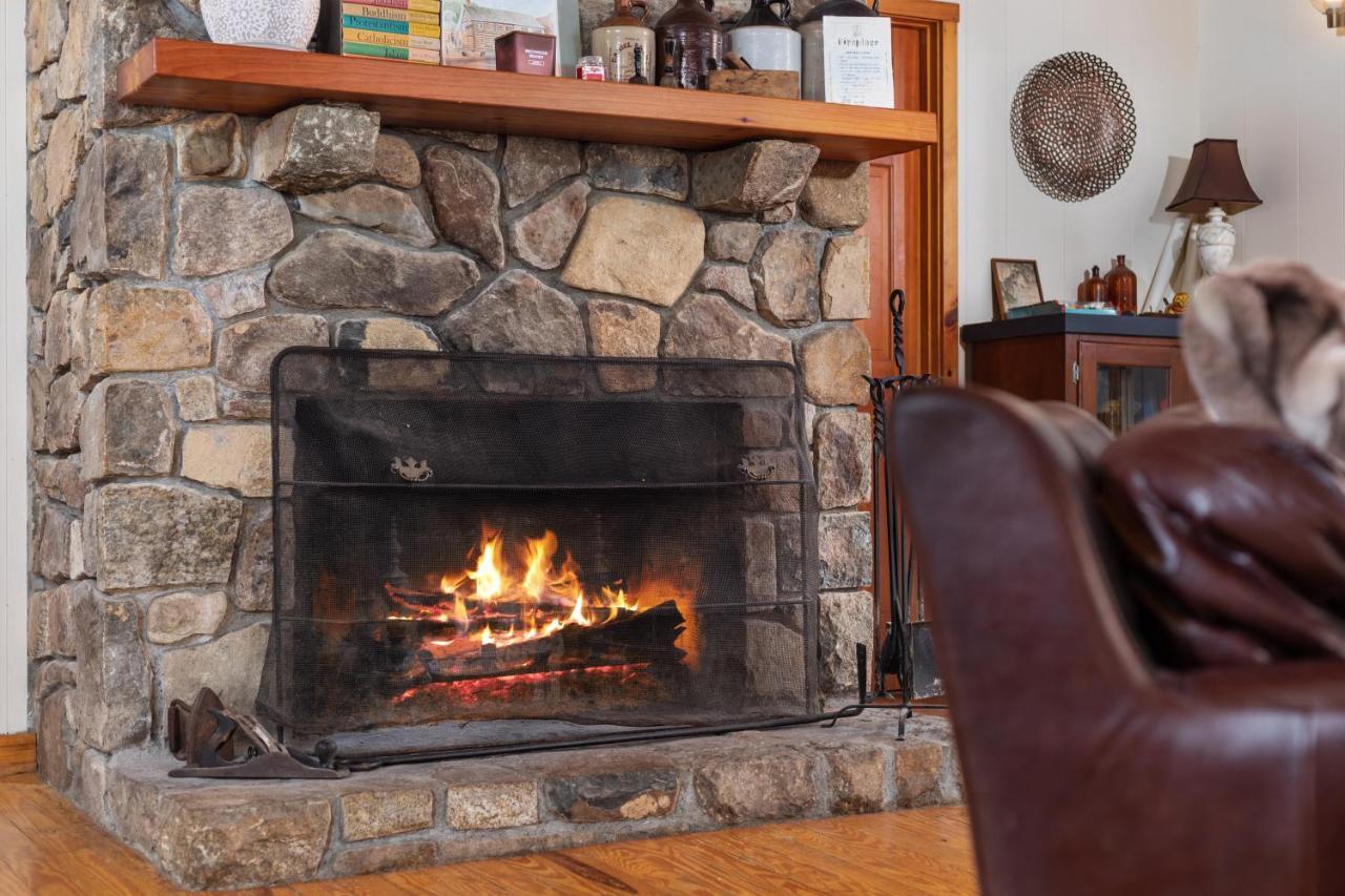 Holiday home Sleepy Hollow 5br - National Park 7 Min, Hot Tub, Fire Pit, Sleeps 12