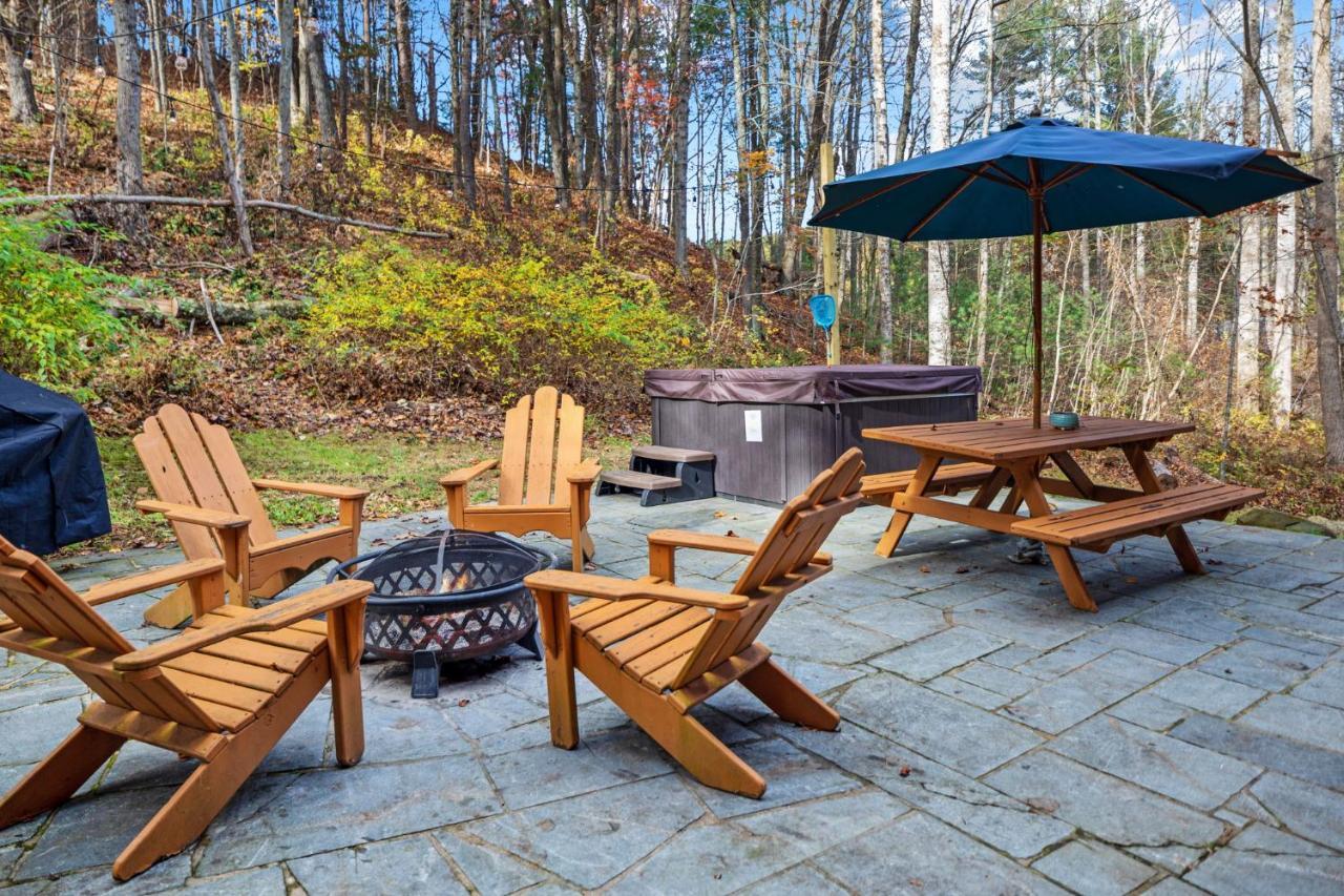 Holiday home Sleepy Hollow 5br - National Park 7 Min, Hot Tub, Fire Pit, Sleeps 12