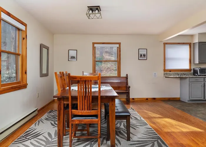 Sleepy Hollow 5Br Cabin - National Park 7 Min, Hot Tub, Fire Pit, Sleeps 12